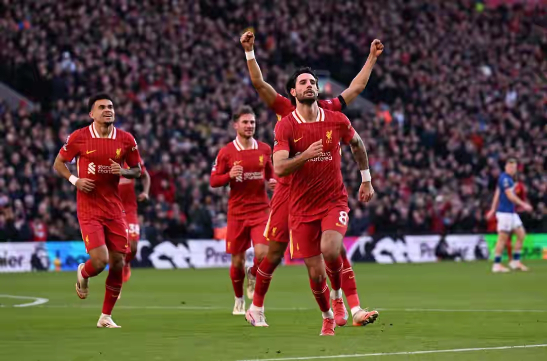 国际米兰险胜利物浦,苏亚雷斯扛起全队 国际米兰险胜利物浦,苏亚雷斯扛起全队