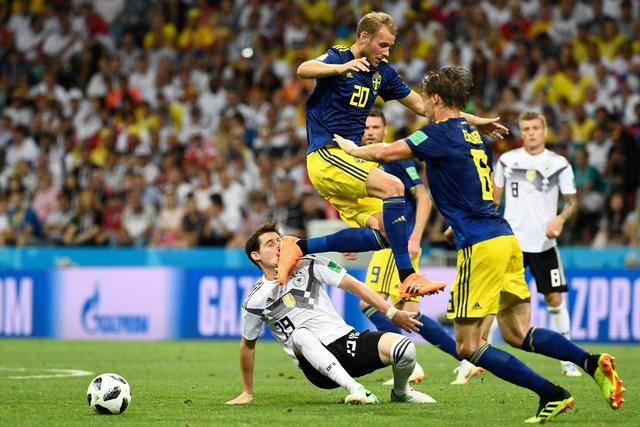 巴西轻取瑞典，萨内扛起全队