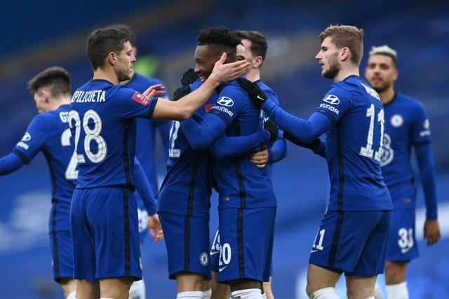 切尔西中卫稳定防守,率领国家队轻松晋级 切尔西中卫稳定防守,率领国家队轻松晋级