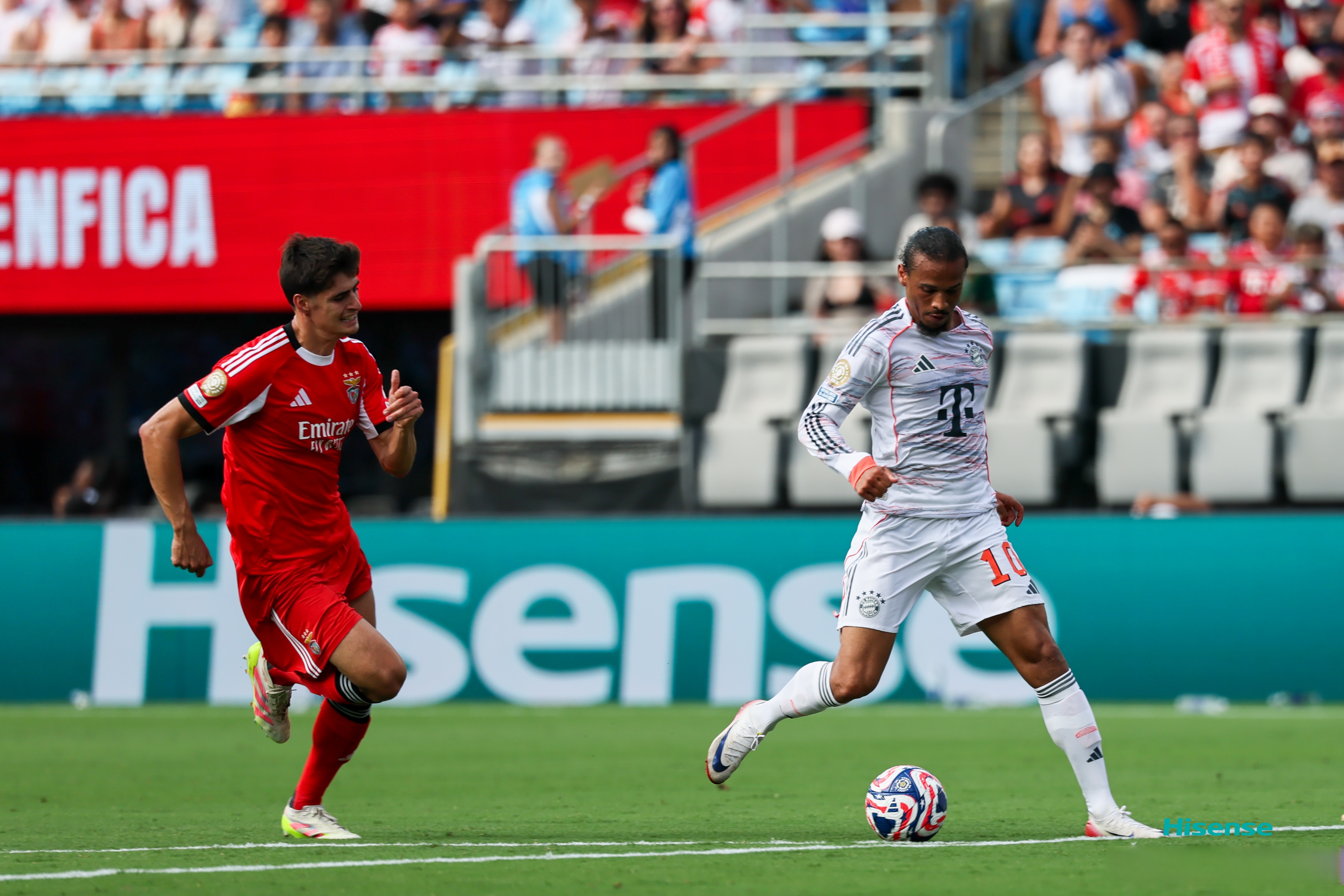 佛罗伦萨客场战平拉齐奥，保级形势不容乐观