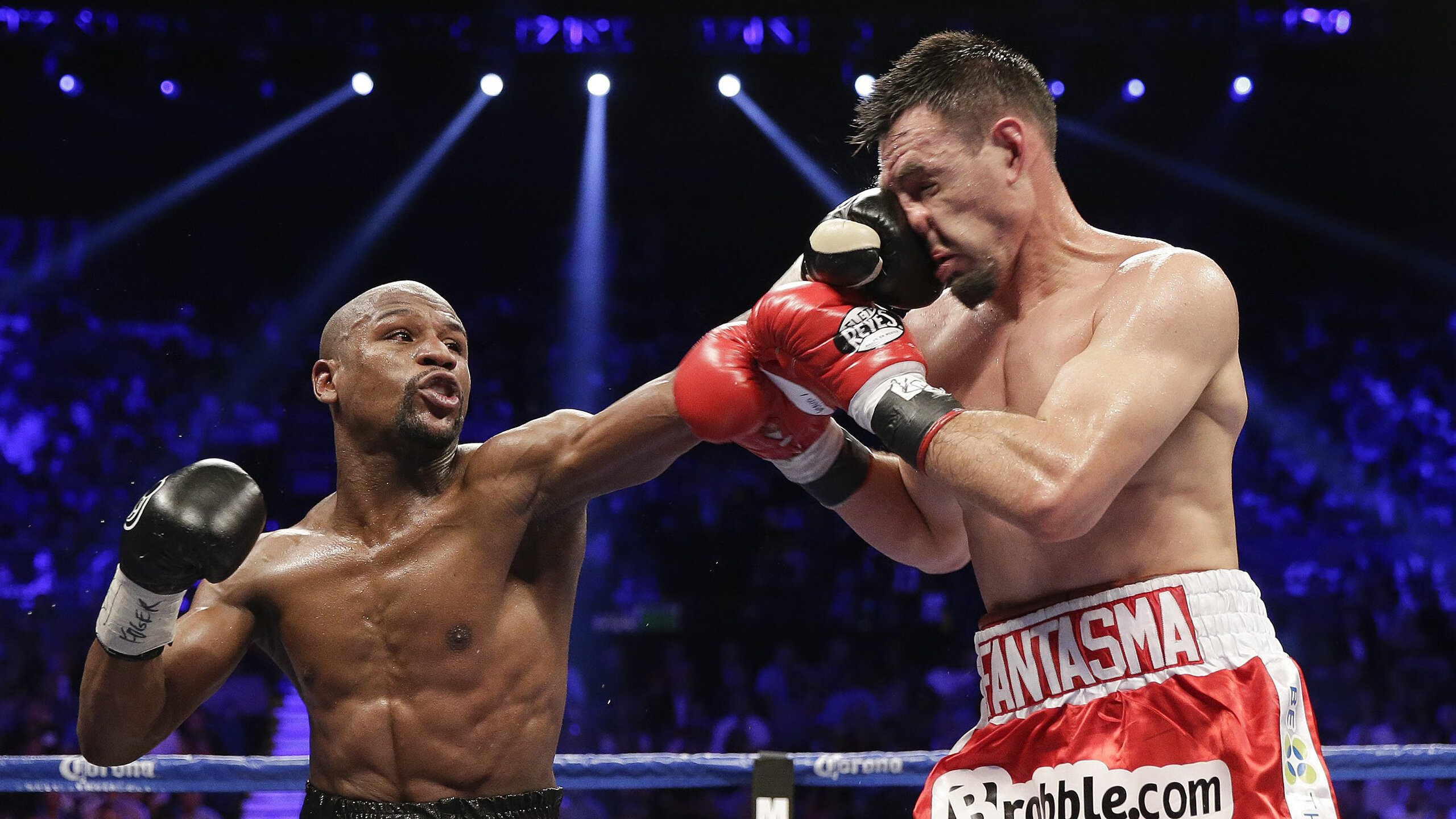 东决关键战之夜，托尼舞台越大越强