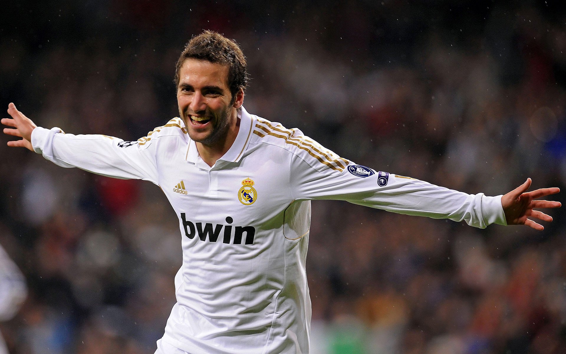 孙兴慜持续制造杀伤，莱比锡红牛与比利亚雷亚尔战术博弈中的唯一变量